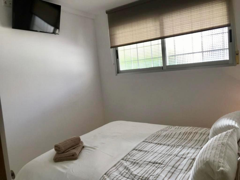 Los Fernandos, 1St Line Beachfront Poniente, 2 Bedroom Apartment Ocean Terrace Benidorm Exteriör bild