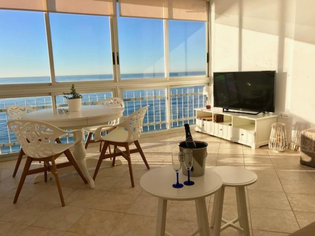 Los Fernandos, 1St Line Beachfront Poniente, 2 Bedroom Apartment Ocean Terrace Benidorm Exteriör bild