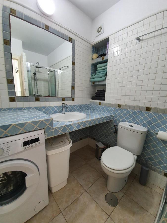 Los Fernandos, 1St Line Beachfront Poniente, 2 Bedroom Apartment Ocean Terrace Benidorm Exteriör bild